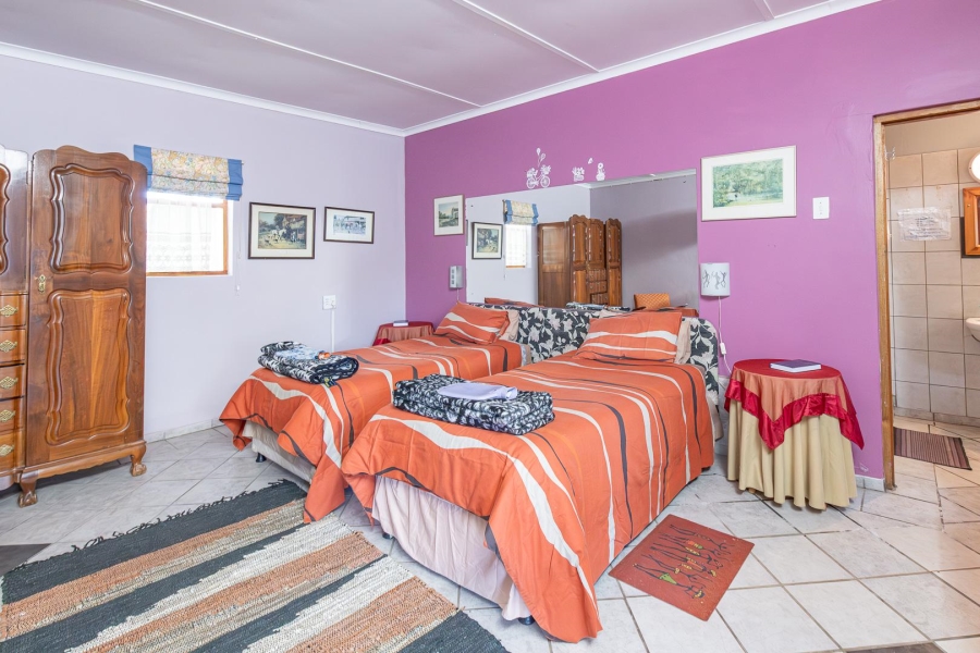 7 Bedroom Property for Sale in Riviersonderend Western Cape